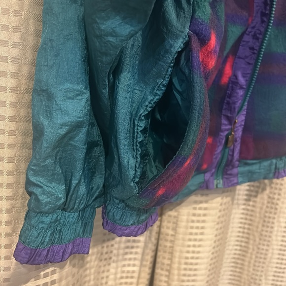 RETRO XL JACKET MULTI COLORED PURPLE/ BLUEISH GREEN GOOD USED CONDITION UNISEX - Picture 6 of 9